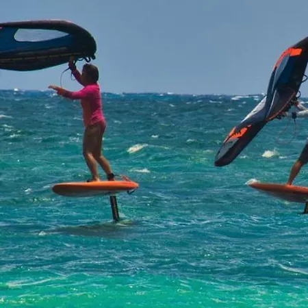 Les Pieds Dans Le Sable * La Baule