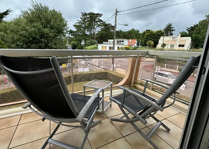 Les Pieds Dans Le Sable Apartment