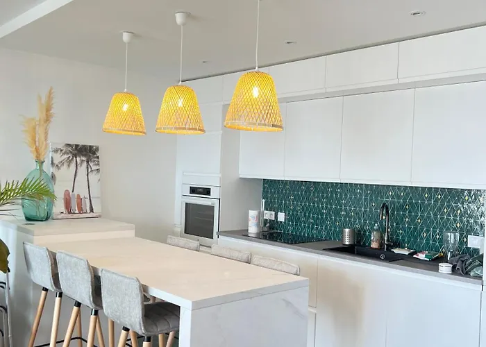 Les Pieds Dans Le Sable